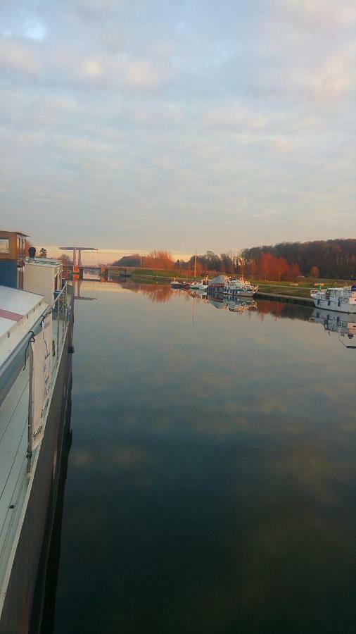 Odyssee Gite Sur Peniche Saint-Valéry-sur-Somme Exteriér fotografie